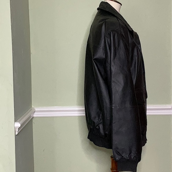 Premier Black Leather Men’s Jacket Size Medium, Preowned - Picture 4 of 10